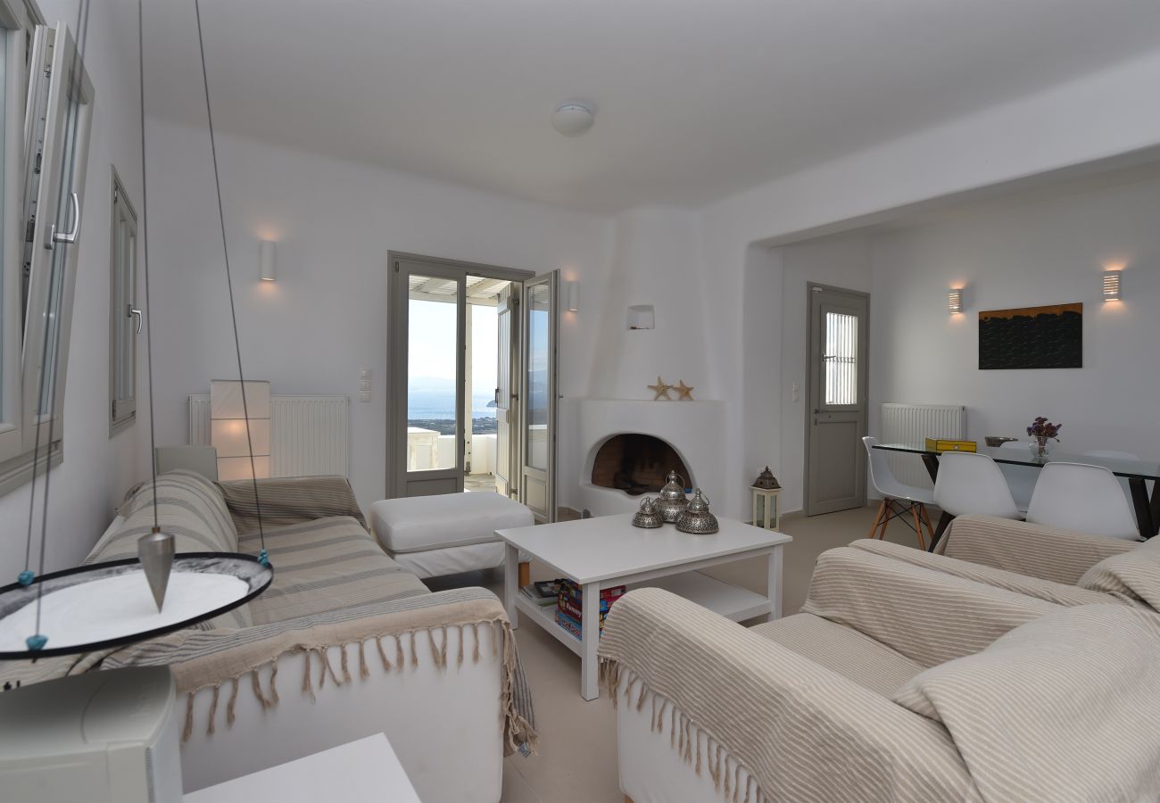 Villa in Naousa - Panoramic three villa complex with helipad 