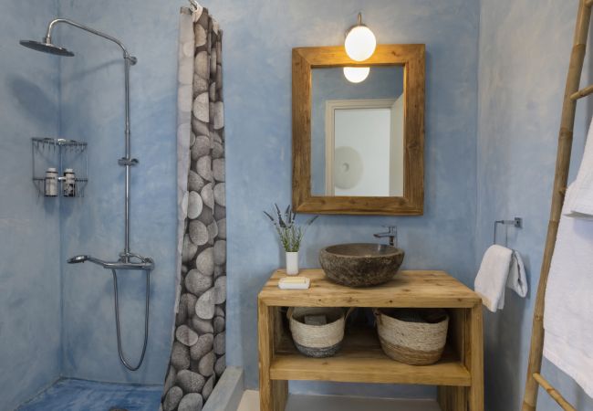 Villa in Andros - The White Villa Villa in Andros - The White Villa