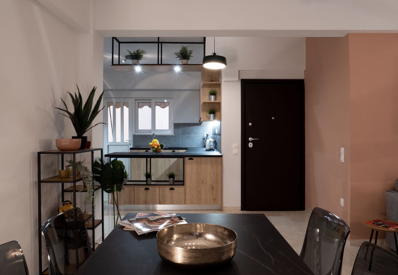 Apartment in Vyronas - Colorful, Bright, Spacious, 2BR APT in Vyronas