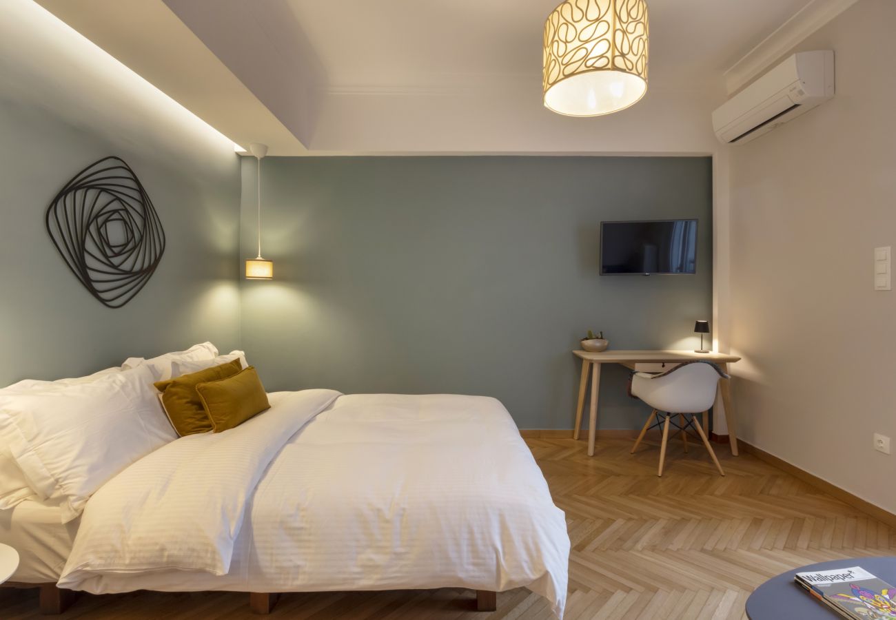 Apartment in Athens - A rare eclectic luxurious stay at Syntagma