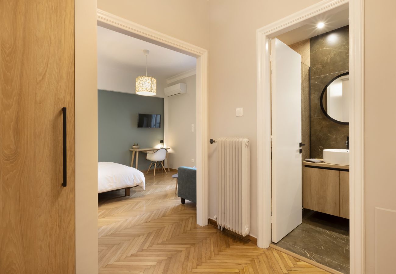 Apartment in Athens - A rare eclectic luxurious stay at Syntagma