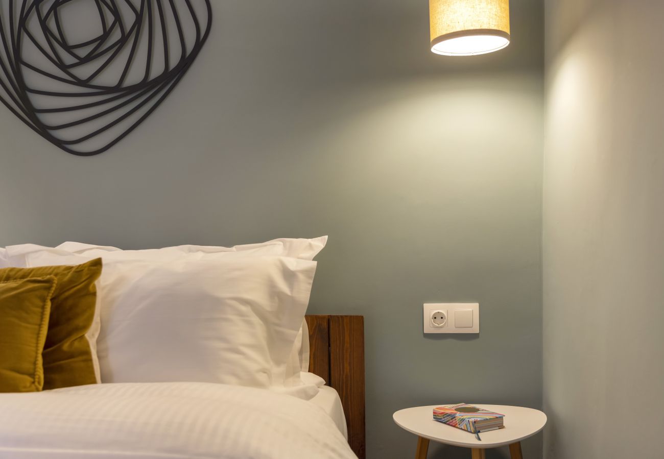 Apartment in Athens - A rare eclectic luxurious stay at Syntagma