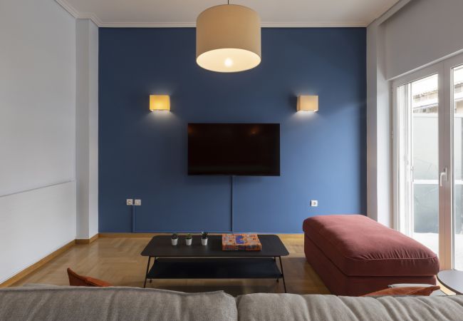 Apartment in Athens - A new happy 2 BDR apartment that has a soul