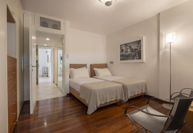 Apartment in Vouliagmeni - Athens Riviera - Voulagmeni Seaview Apartment Apartment in Vouliagmeni - Athens Riviera - Voulagmeni Seaview Apartment