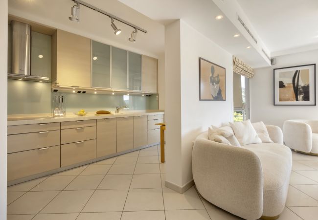 Apartment in Vouliagmeni - Athens Riviera - Voulagmeni Seaview Apartment Apartment in Vouliagmeni - Athens Riviera - Voulagmeni Seaview Apartment