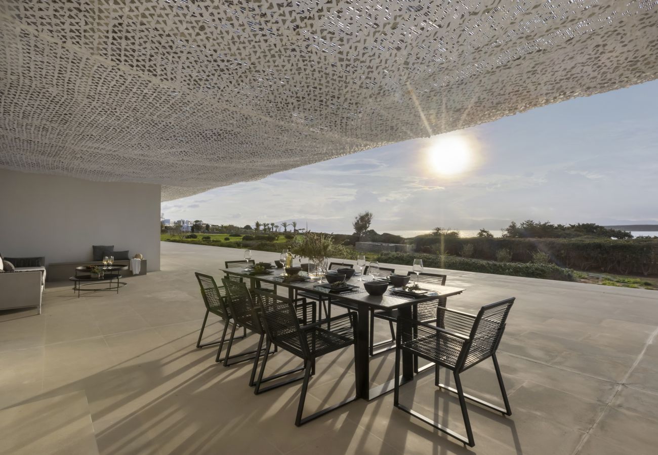 Seafront Villa in Paros Island