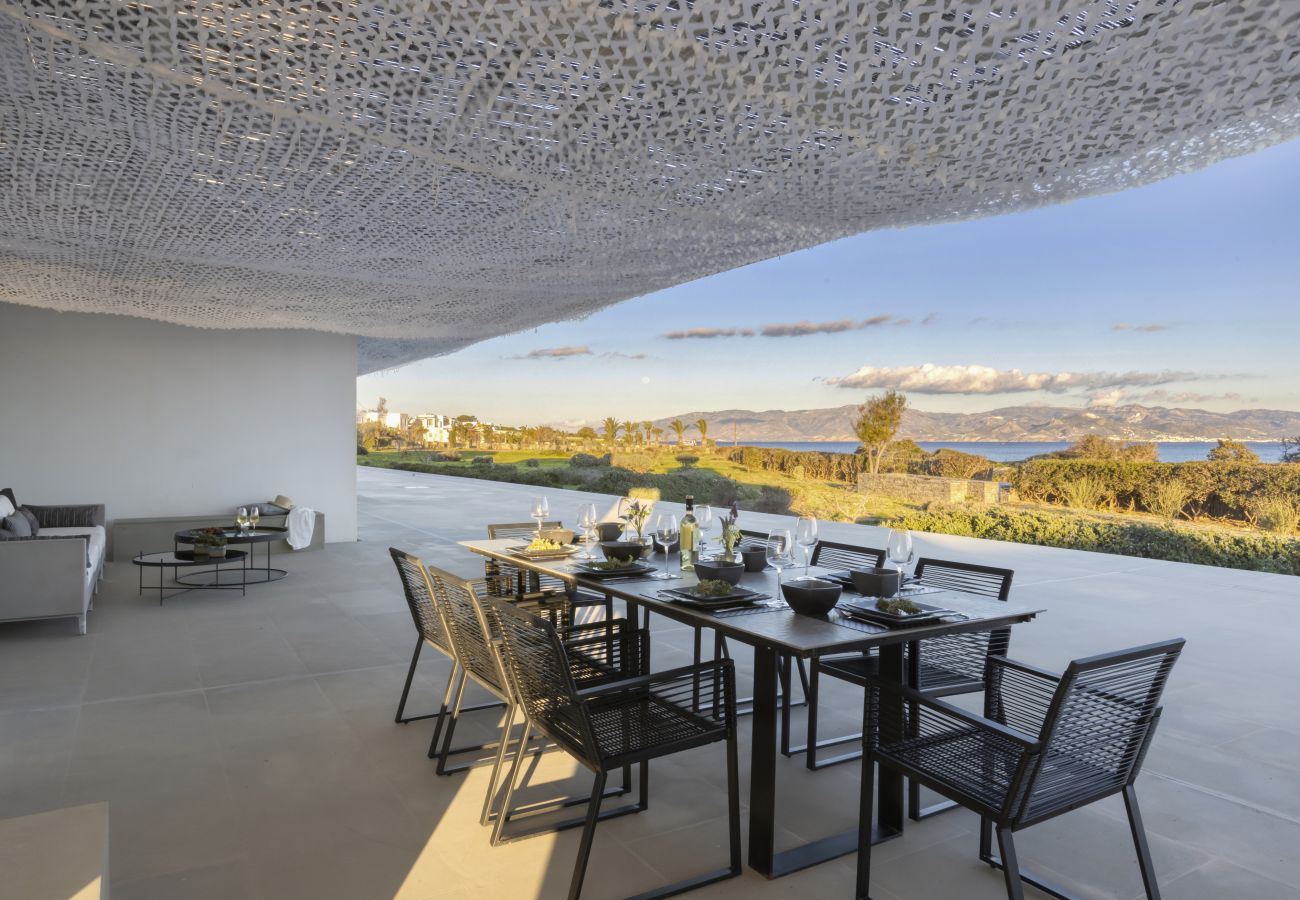 Villa in Santa Maria - Luxuriousness and Coastal Design