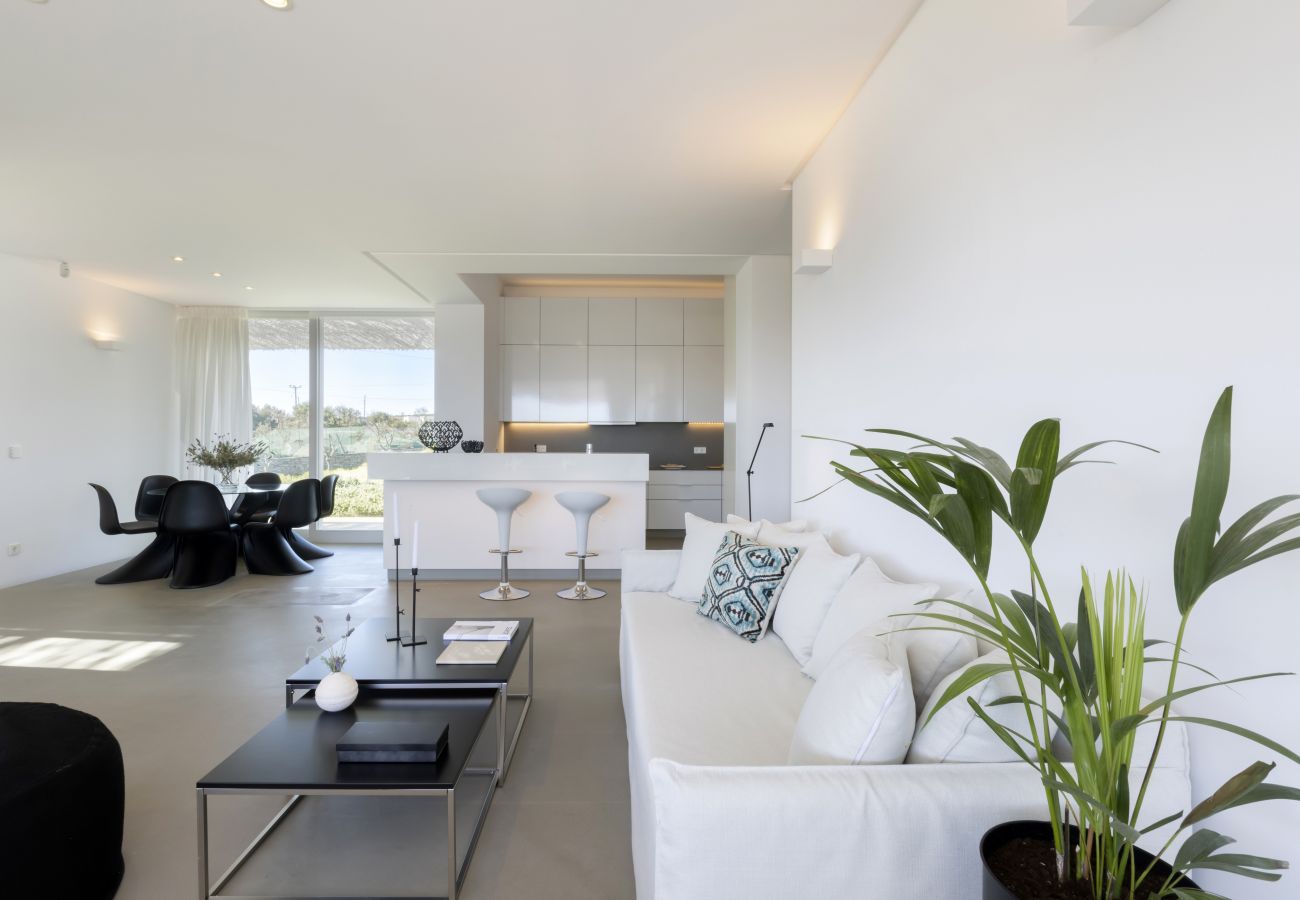 Villa in Santa Maria - Luxuriousness and Coastal Design