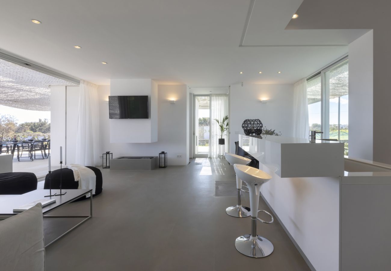 Modern Villa in Santa Maria Beach