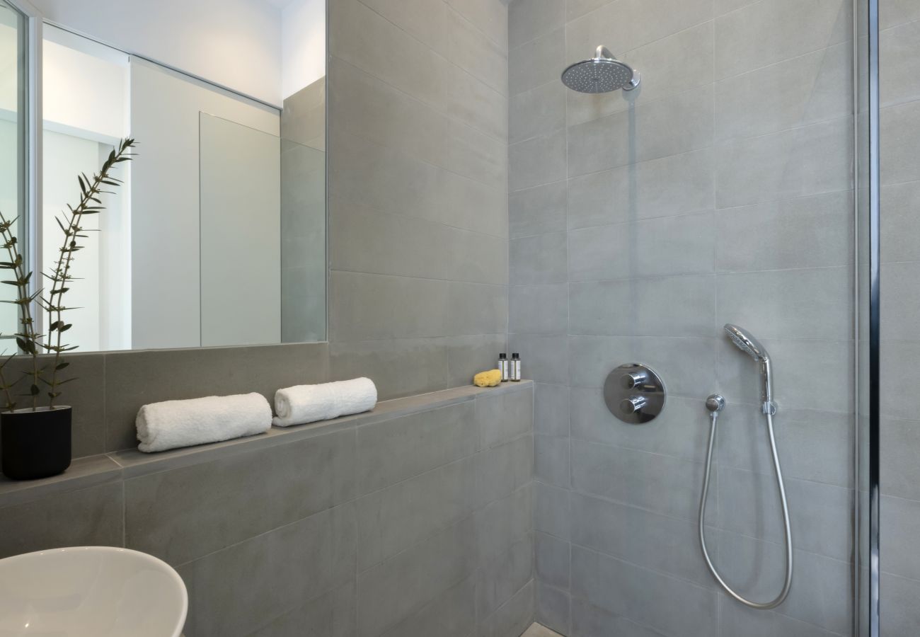 Villa in Santa Maria - Luxuriousness and Coastal Design