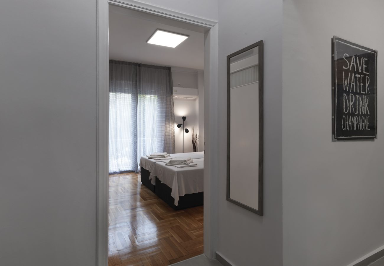 Studio in Piraeus - Pireus strategically located studio
