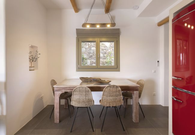 Villa in Antiparos - Traditional Villa Astra in Antiparos with Private Pool Villa in Antiparos - Traditional Villa Astra in Antiparos with Private Pool