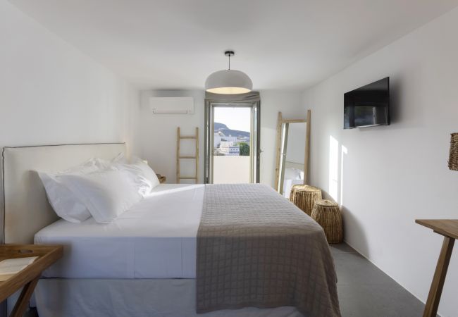 Villa in Antiparos - Traditional Villa Astra in Antiparos with Private Pool Villa in Antiparos - Traditional Villa Astra in Antiparos with Private Pool