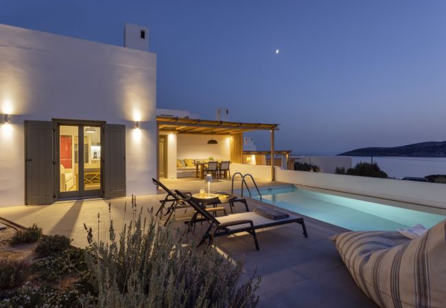 Villa in Antiparos - Traditional Villa Astra in Antiparos with Private Pool Villa in Antiparos - Traditional Villa Astra in Antiparos with Private Pool