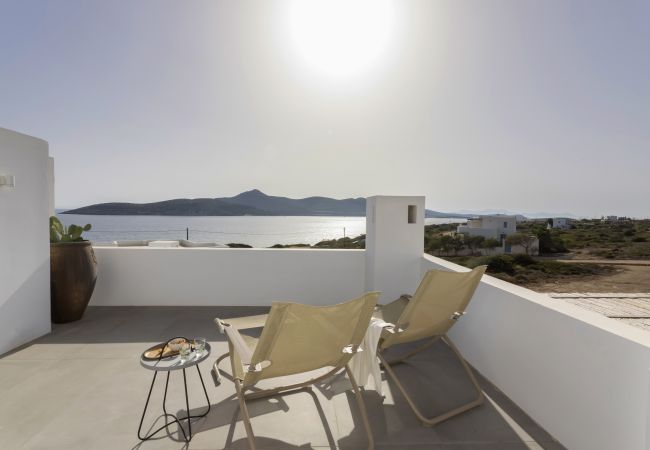 Villa in Antiparos - Peaceful Villa Avra with Aegean Seaview  Villa in Antiparos - Peaceful Villa Avra with Aegean Seaview