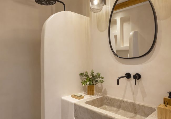 Villa in Antiparos - Peaceful Villa Avra with Aegean Seaview  Villa in Antiparos - Peaceful Villa Avra with Aegean Seaview