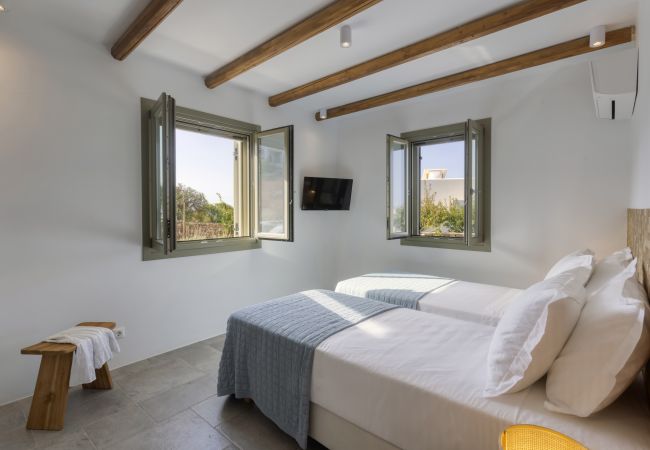 Villa in Antiparos - Luxury Villa Almyra in Agios Georgios Villa in Antiparos - Luxury Villa Almyra in Agios Georgios