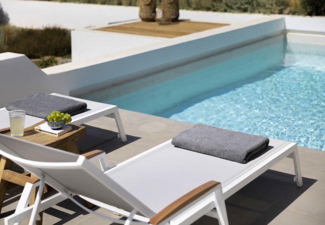 Villa in Antiparos - Luxury Villa Almyra in Agios Georgios Villa in Antiparos - Luxury Villa Almyra in Agios Georgios