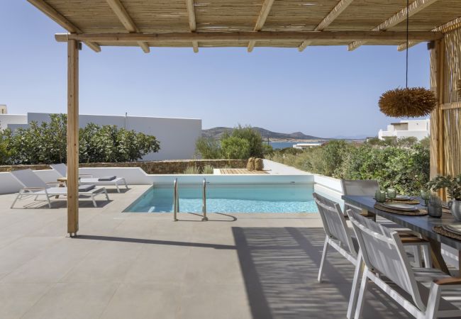 Villa in Antiparos - Luxury Villa Almyra in Agios Georgios Villa in Antiparos - Luxury Villa Almyra in Agios Georgios