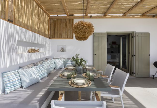 Villa in Antiparos - Luxury Villa Almyra in Agios Georgios Villa in Antiparos - Luxury Villa Almyra in Agios Georgios