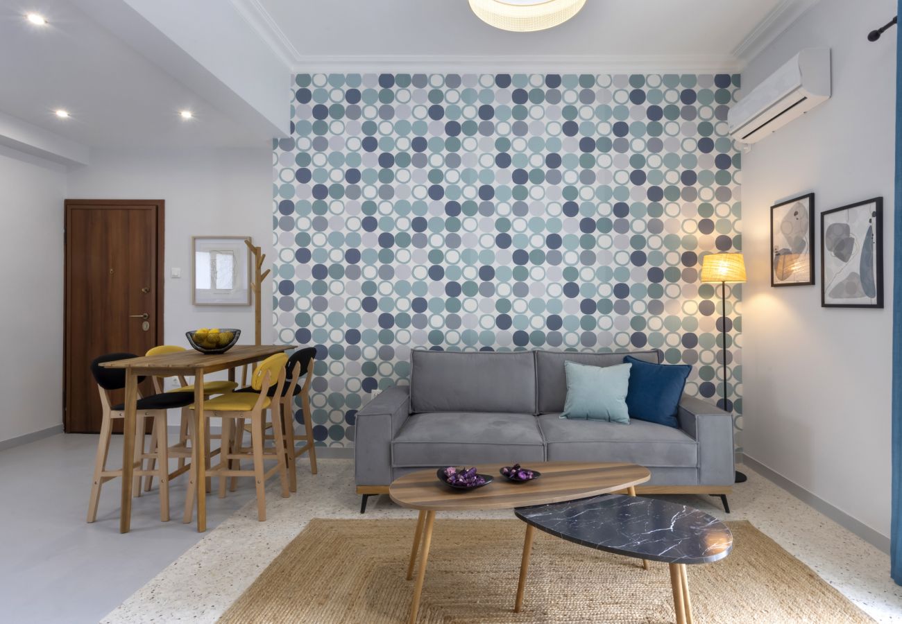 Apartment in Athens - Vibrant RENOV 2BR space in the heart of Athens.