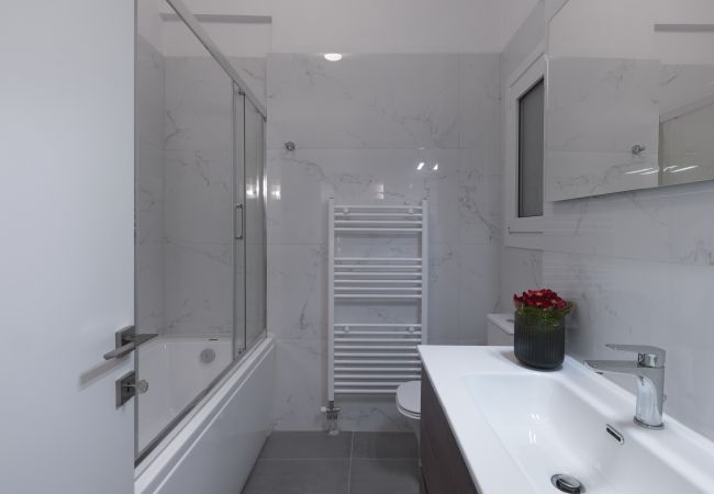 Apartment in Athens - A Stunning Urban Sanctuary With A View Apartment in Athens - A Stunning Urban Sanctuary With A View