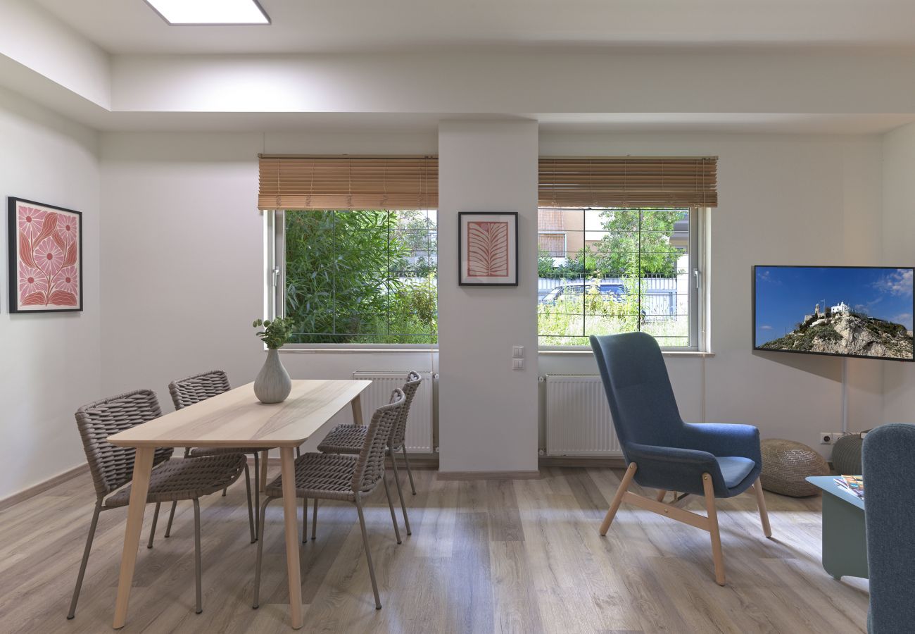 Apartment in Athens - Prime Location in Kolonaki: A Luxurious 1BR Haven