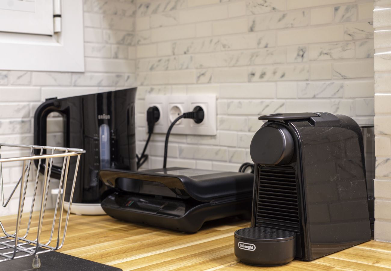 Studio in Athens - Compact Comfort: A “Capsule Studio” in Kolonaki 