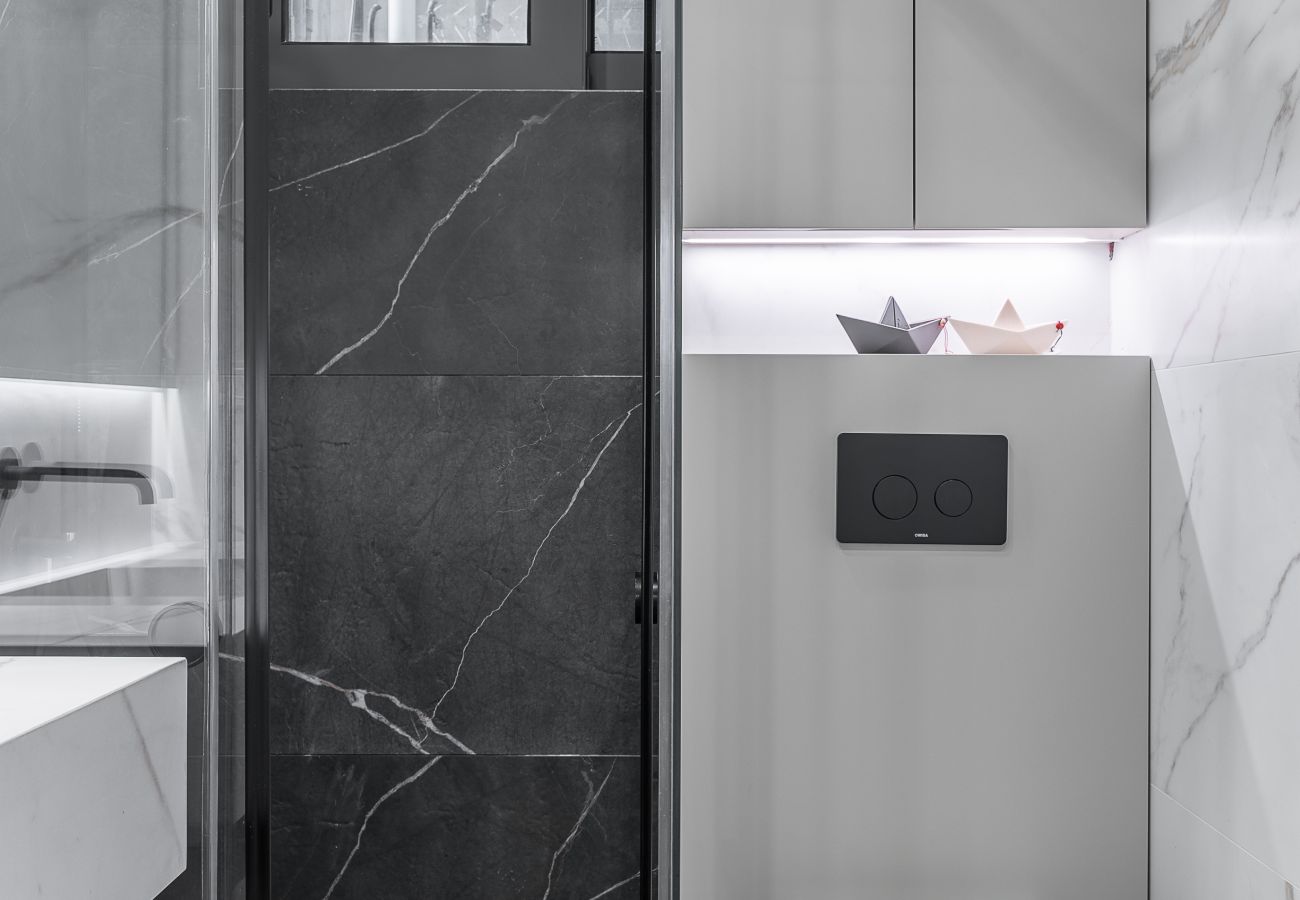 Apartment in Athens - High-end RENOV Apt  with an über office space