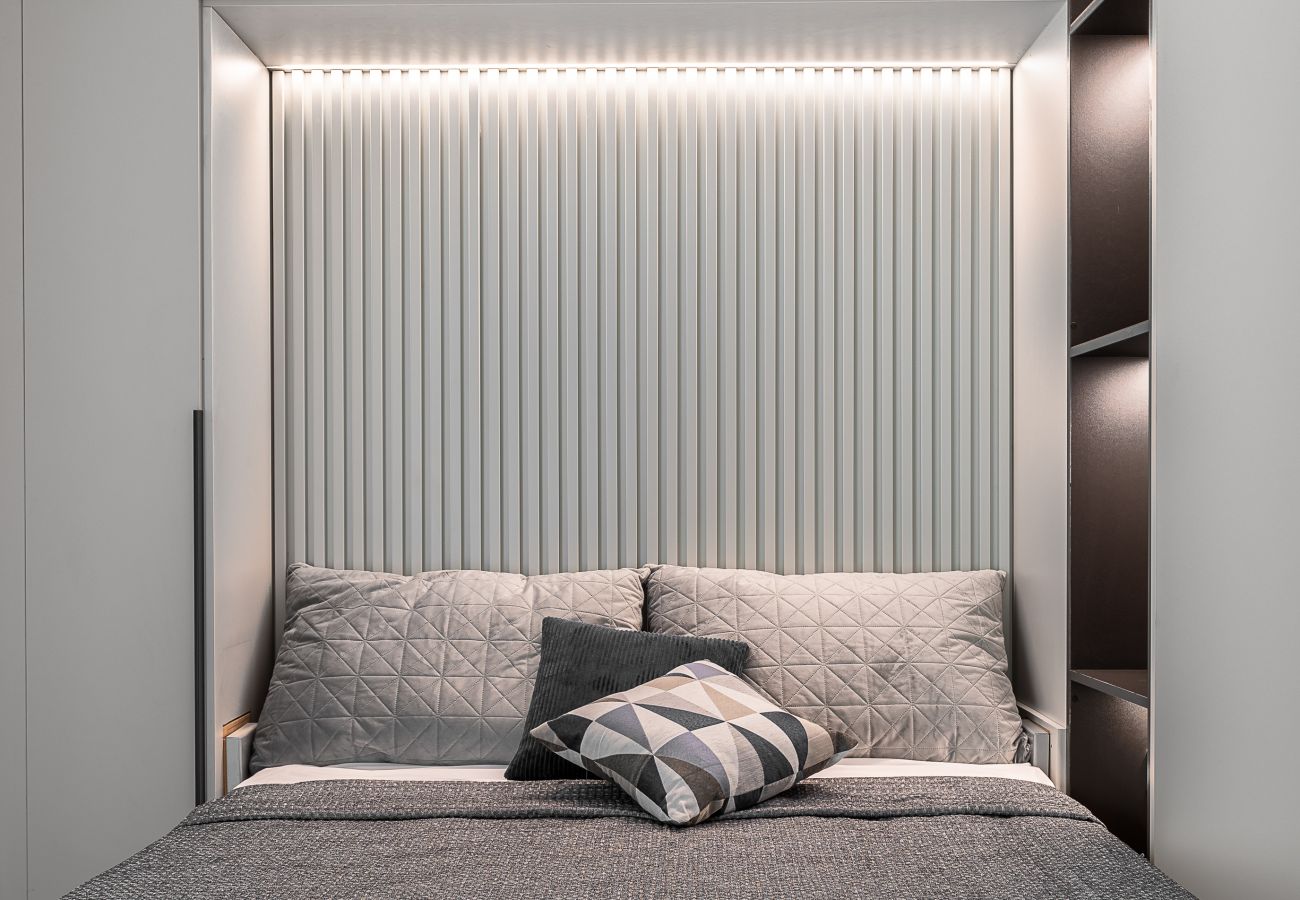 Apartment in Athens - High-end RENOV Apt  with an über office space
