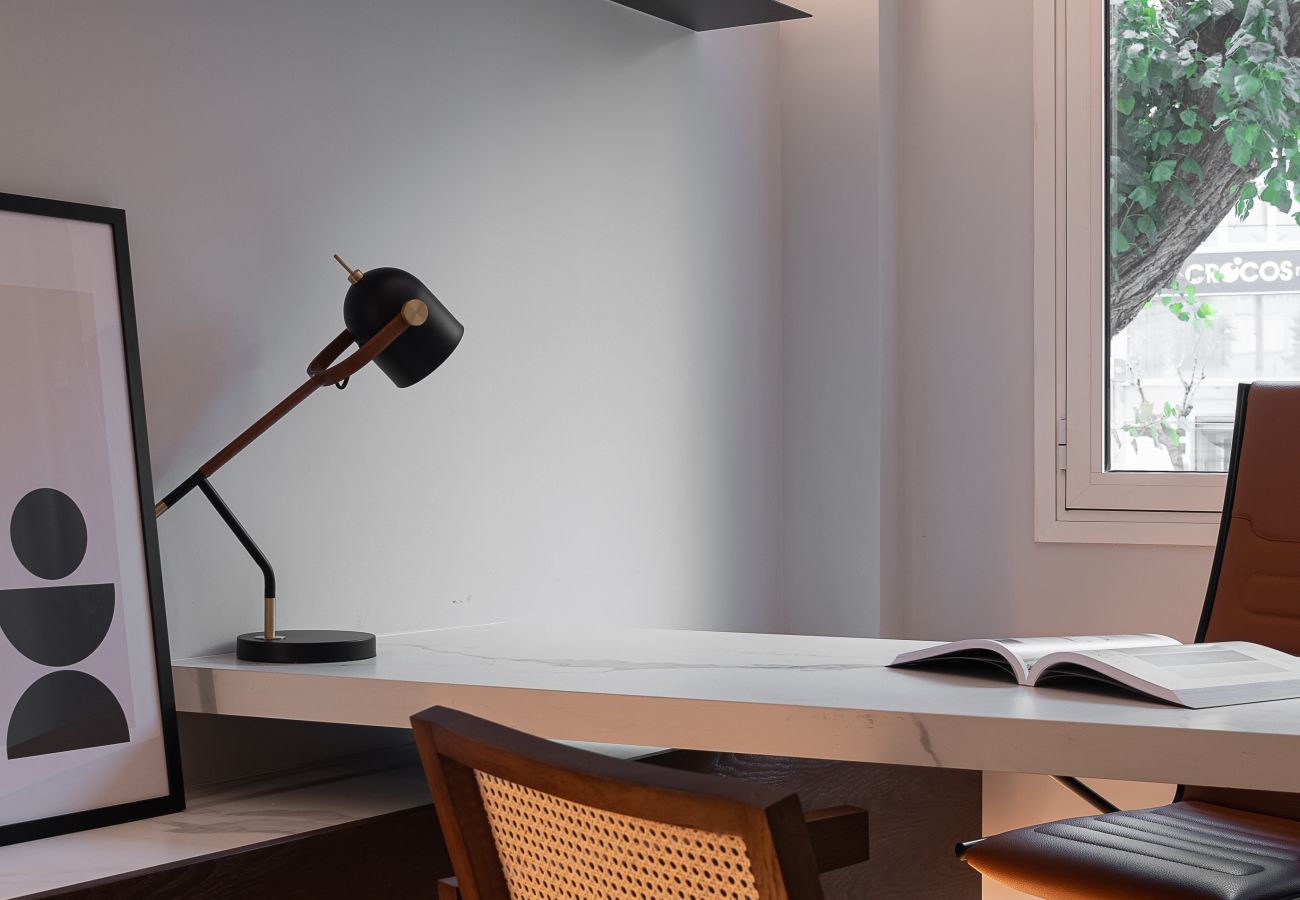 Apartment in Athens - High-end RENOV Apt  with an über office space