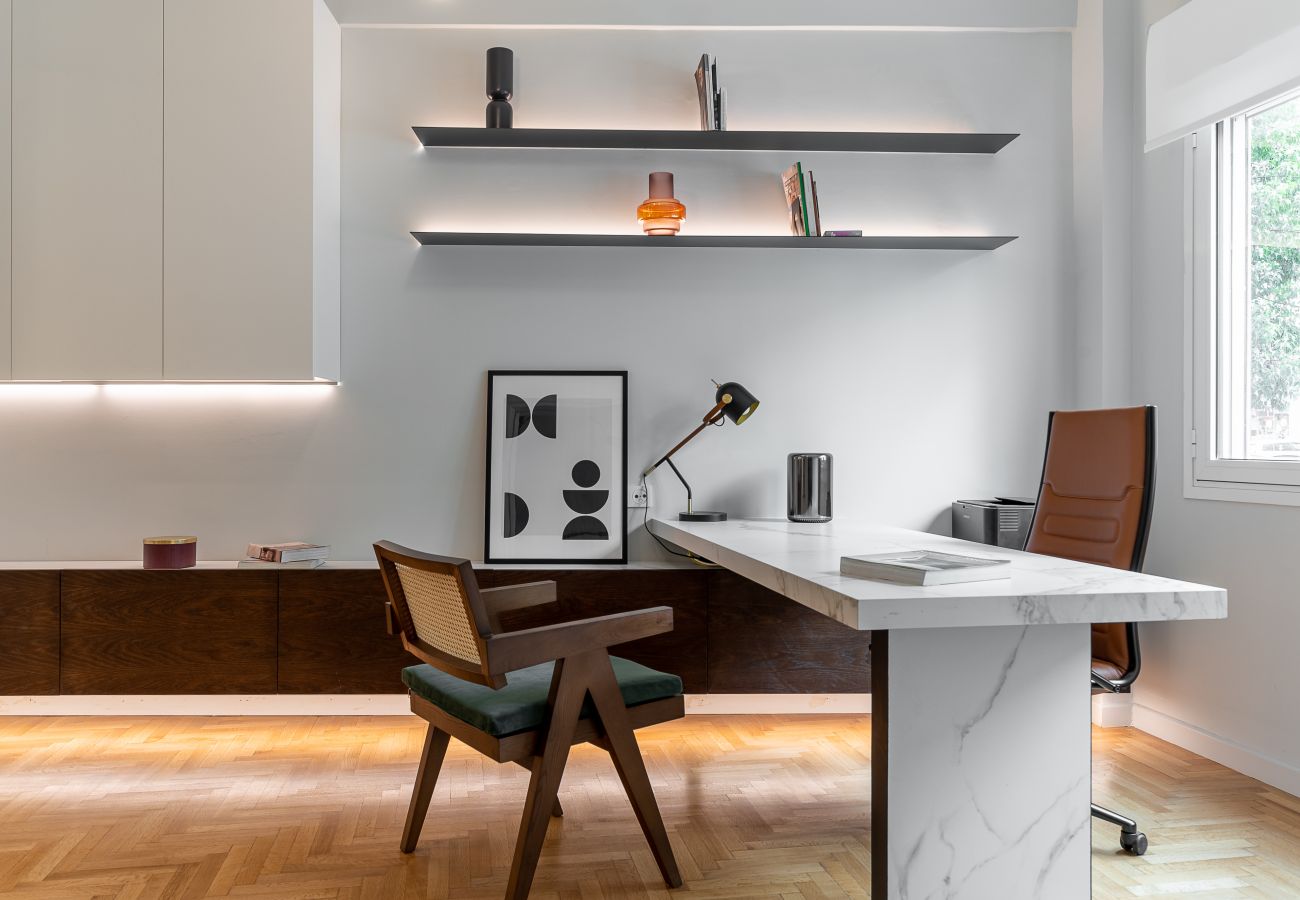 Apartment in Athens - High-end RENOV Apt  with an über office space