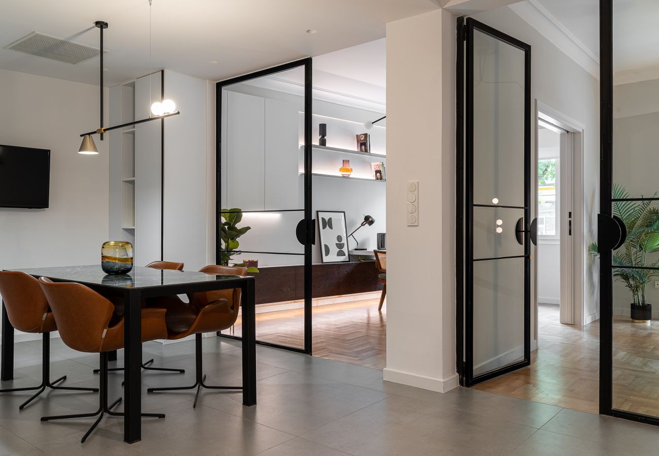 Apartment in Athens - High-end RENOV Apt  with an über office space