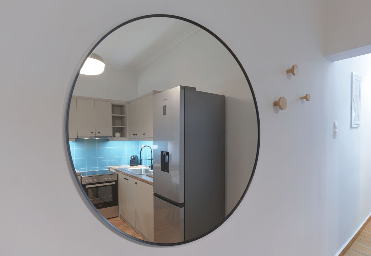 Apartment in Cholargos - Holargos Haven: A Vivid 2BR Retreat.