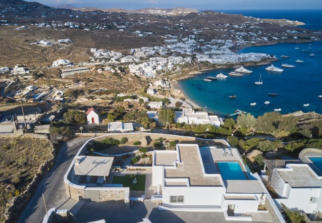 Villa in Mykonos - Luxspace Mykonian Retreat: Vista Bliss