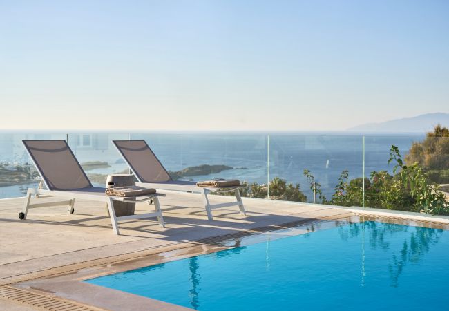 Villa in Mykonos - Luxspace Mykonian Retreat: Vista Bliss