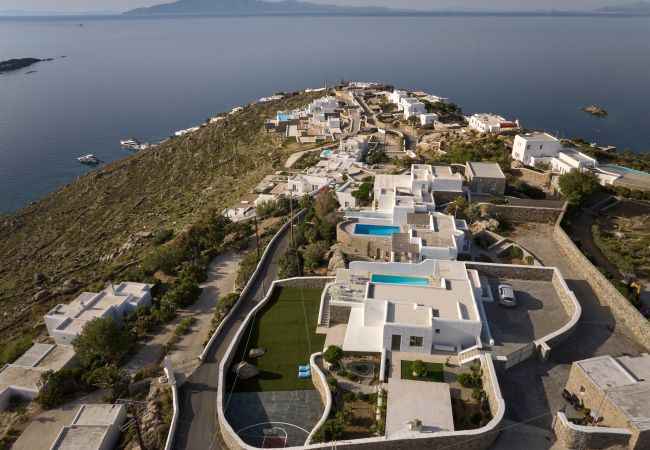 Villa in Mykonos - Luxspace Mykonian Retreat: Vista Bliss Villa in Mykonos - Luxspace Mykonian Retreat: Vista Bliss