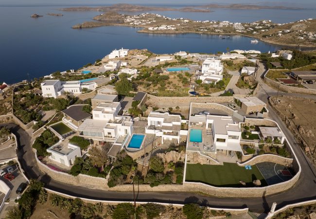 Villa in Mykonos - Luxspace Mykonian Retreat: Vista Bliss Villa in Mykonos - Luxspace Mykonian Retreat: Vista Bliss