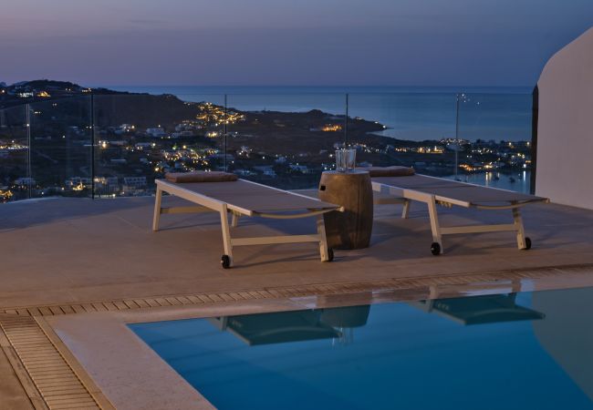 Villa in Mykonos - Luxspace Mykonian Retreat: Vista Bliss Villa in Mykonos - Luxspace Mykonian Retreat: Vista Bliss