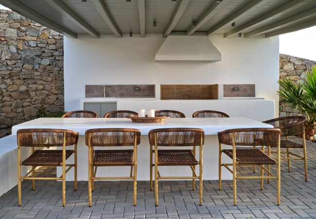 Villa in Mykonos - Luxspace Mykonian Retreat: Vista Bliss Villa in Mykonos - Luxspace Mykonian Retreat: Vista Bliss