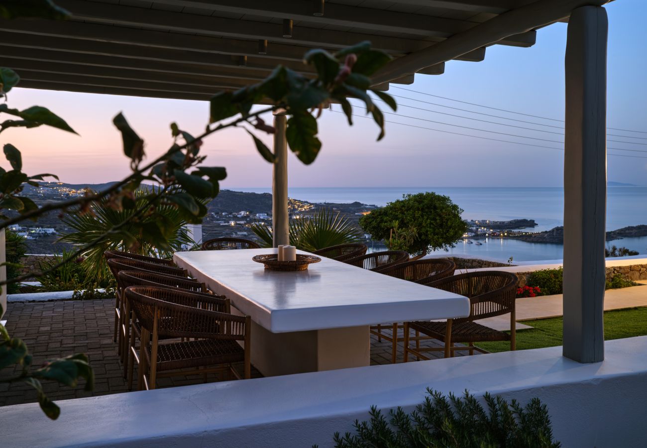 Villa in Mykonos - Luxspace Mykonian Retreat: Vista Bliss