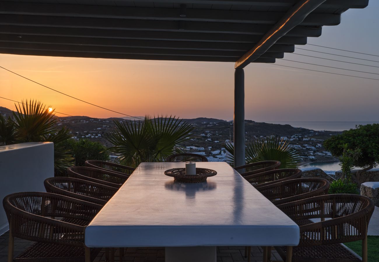 Villa in Mykonos - Luxspace Mykonian Retreat: Vista Bliss