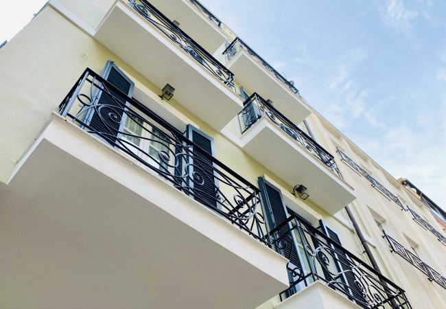 Studio in Athens - 1st Floor Studio-Shell Studio in Athens - 1st Floor Studio-Shell