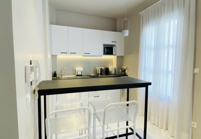 Studio in Athens - 2nd Floor Studio-Goldfish Studio in Athens - 2nd Floor Studio-Goldfish