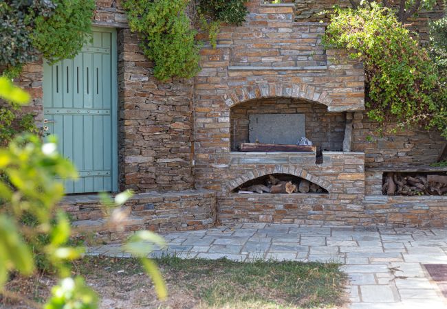 Villa in Andros - Premium Andros Escape Villa in Andros - Premium Andros Escape