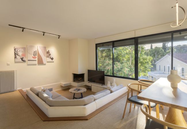 Terraced House in Athens - Spacious 3bdr Townhouse with Monumental View Terraced House in Athens - Spacious 3bdr Townhouse with Monumental View