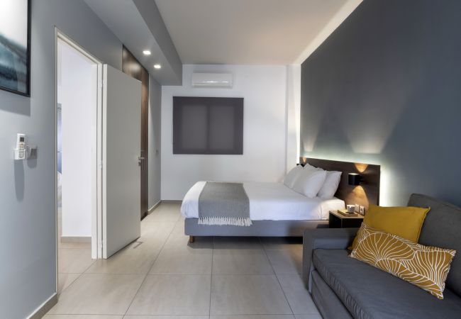 Apartment in Athens - Renovated 3BDR Apartment in the heart of Athens Apartment in Athens - Renovated 3BDR Apartment in the heart of Athens