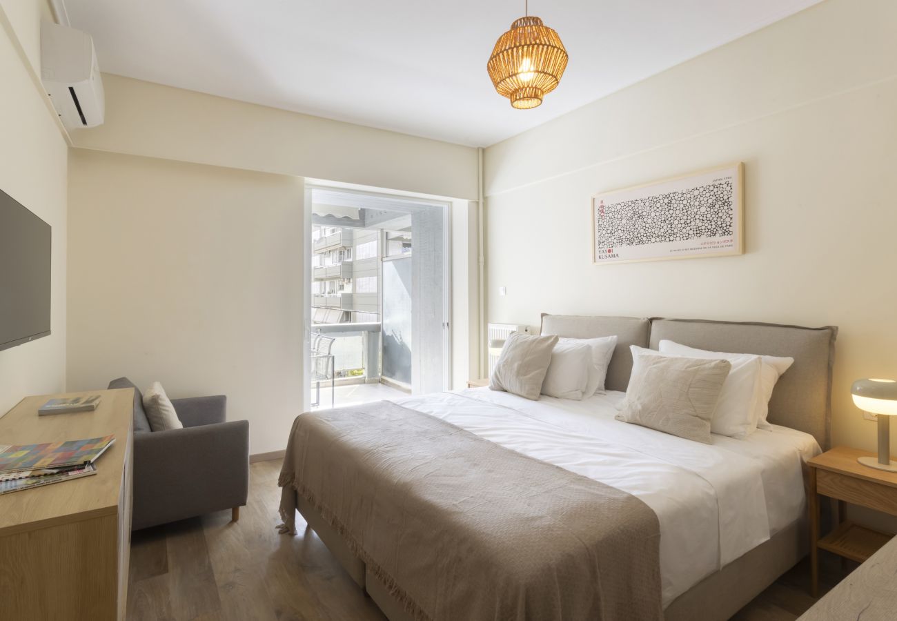 Studio in Palaio Faliro - Renovated Studio with Sea View in Palaio Faliro
