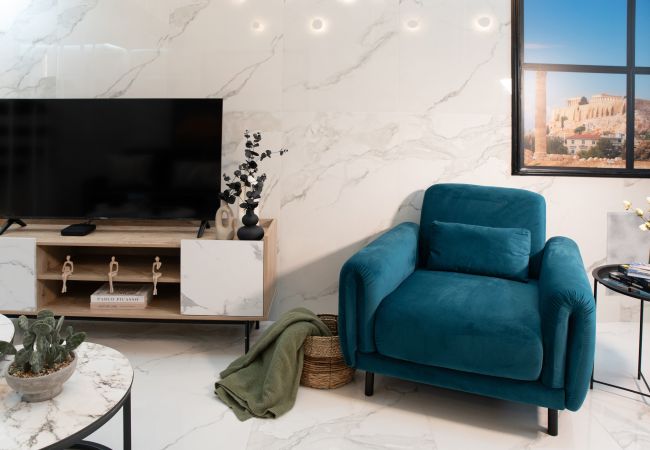 Apartment in Athens - A Rare Gem Near Acropolis in Koukaki Apartment in Athens - A Rare Gem Near Acropolis in Koukaki