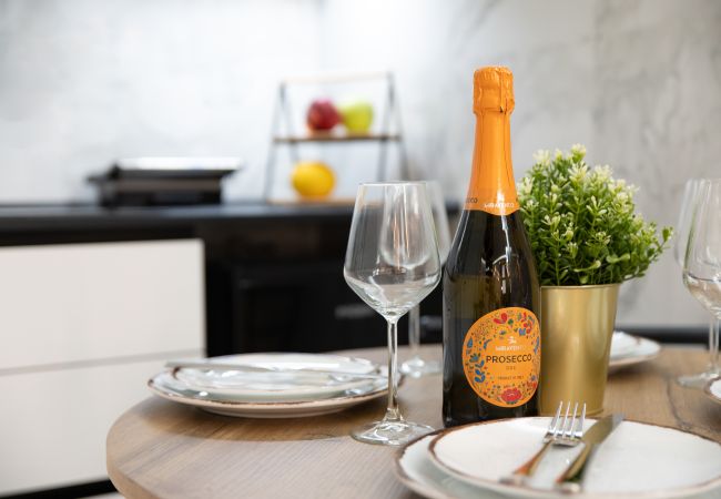 Apartment in Athens - A Rare Gem Near Acropolis in Koukaki Apartment in Athens - A Rare Gem Near Acropolis in Koukaki